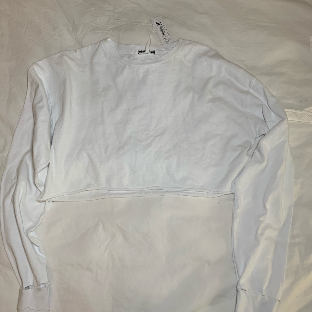 JOAN BROWN white long sleeve crop top